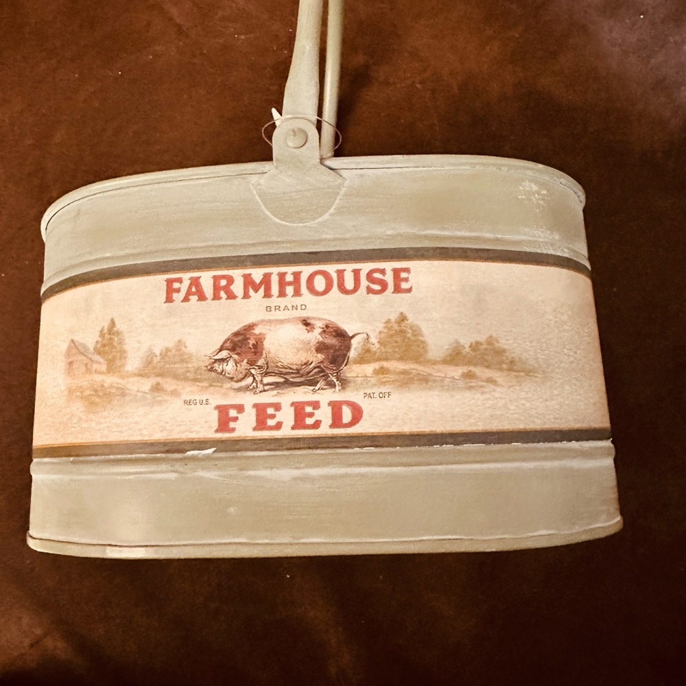 Rustic/ Farmhouse metal tin - pig design